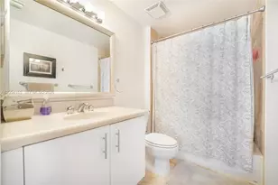 7910 Harbor Island Dr, North Bay Village, FL 33141 - Photo 15