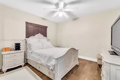 4252 SW 78th Dr, Davie, FL 33328 - Photo 19