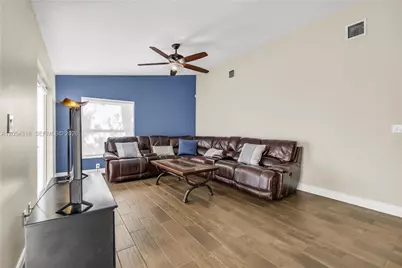4252 SW 78th Dr, Davie, FL 33328 - Photo 33