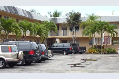 4061 N Dixie Hwy #31, Oakland Park, FL 33334 - Photo 3