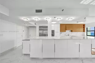 1201 S Ocean Dr, Hollywood, FL 33019 - Photo 13