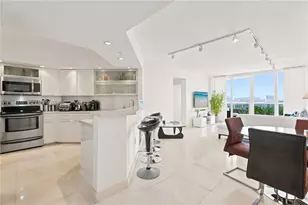1900 Sunset Harbour Dr, Miami Beach, FL 33139 - Photo 3