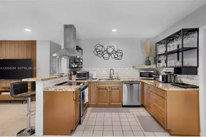 1178 Garfield St, Hollywood, FL 33019 - Photo 9