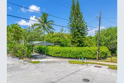 1178 Garfield St, Hollywood, FL 33019 - Photo 49