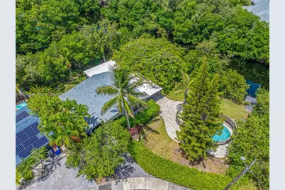 1178 Garfield St, Hollywood, FL 33019 - Photo 51