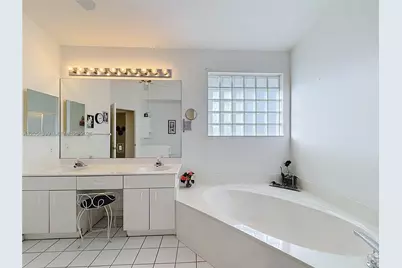 9786 Lemonwood Ct, Boynton Beach, FL 33437 - Photo 15
