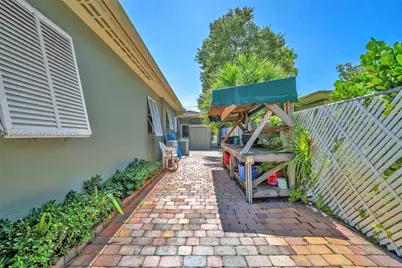 800 SW 8th Ter, Fort Lauderdale, FL 33315 - Photo 49