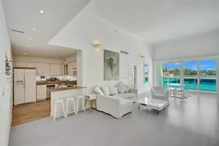6770 Indian Creek Dr, Miami Beach, FL 33141 - Photo 3
