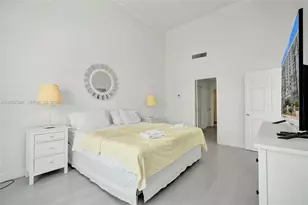 6770 Indian Creek Dr, Miami Beach, FL 33141 - Photo 21