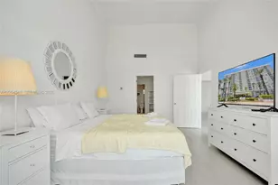 6770 Indian Creek Dr, Miami Beach, FL 33141 - Photo 23