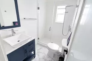815 W 39th St, Miami Beach, FL 33140 - Photo 11