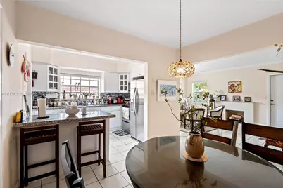 3640 SW 16th St, Miami, FL 33145 - Photo 9