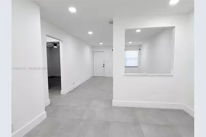 1470 NW 22nd Ct #2, Fort Lauderdale, FL 33311 - Photo 5