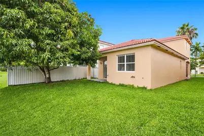 3710 NE 22nd Pl, Homestead, FL 33033 - Photo 19