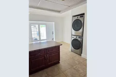 10972 SW 4th St #J2, Sweetwater, FL 33174 - Photo 11