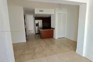 10972 SW 4th St, Sweetwater, FL 33174 - Photo 9