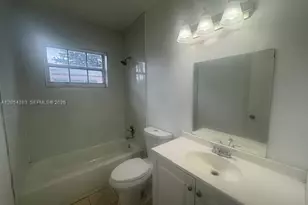 374 NE 171 St, North Miami Beach, FL 33162 - Photo 5