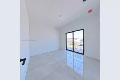 1374 NW 1st St, Florida City, FL 33034 - Photo 13