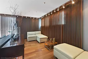 335 S Biscayne Blvd, Miami, FL 33131 - Photo 37