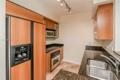 335 S Biscayne Blvd #3510, Miami, FL 33131 - Photo 7