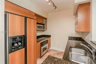 335 S Biscayne Blvd, Miami, FL 33131 - Photo 7