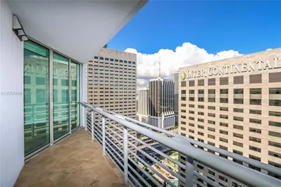 335 S Biscayne Blvd #3510, Miami, FL 33131 - Photo 3