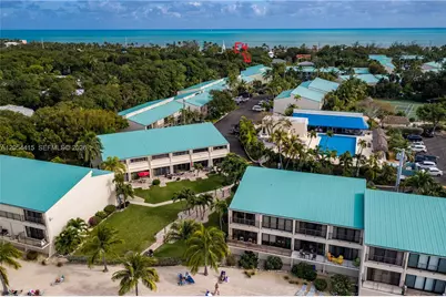 87200 Overseas Hwy #E4, Plantation Key, FL 33036 - Photo 3