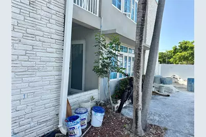 7435 Harding Ave #101, Miami Beach, FL 33141 - Photo 29