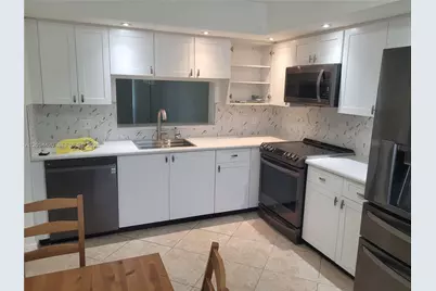 1200 SW 130th Ave #207G, Pembroke Pines, FL 33027 - Photo 1