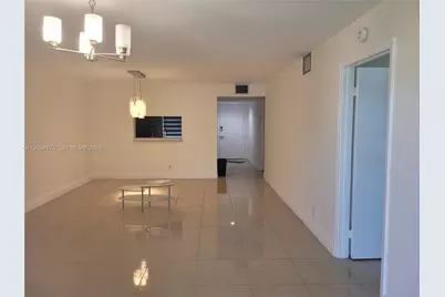 1200 SW 130th Ave #207G, Pembroke Pines, FL 33027 - Photo 5