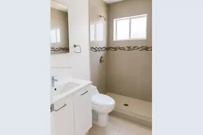 4491 NW 23rd Ave, Miami, FL 33142 - Photo 7