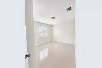 4491 NW 23rd Ave, Miami, FL 33142 - Photo 5