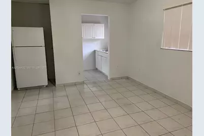 642 E 2nd Ave #B, Hialeah, FL 33010 - Photo 3