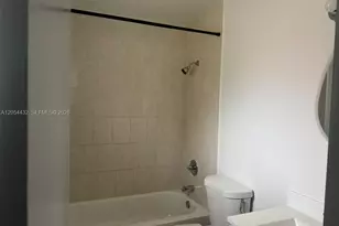 642 E 2nd Ave, Hialeah, FL 33010 - Photo 17