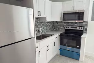 1838 McKinley St, Hollywood, FL 33020 - Photo 7