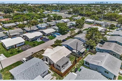 4561 NW 16th Ter, Tamarac, FL 33309 - Photo 19