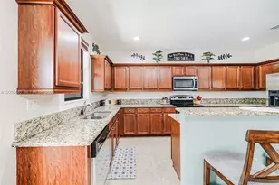 17670 SW 154th Pl, Miami, FL 33187 - Photo 25