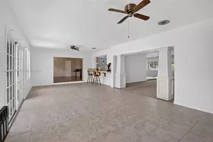 5620 SW 8th St, Plantation, FL 33317 - Photo 13