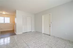 1190 71st St, Miami Beach, FL 33141 - Photo 5