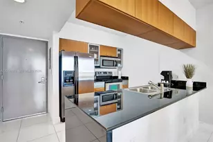 1750 N Bayshore Dr, Miami, FL 33132 - Photo 9