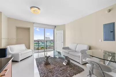 350 S Miami Ave #2515, Miami, FL 33130 - Photo 1