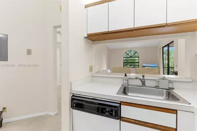 10690 NW 14th St #128, Plantation, FL 33322 - Photo 9
