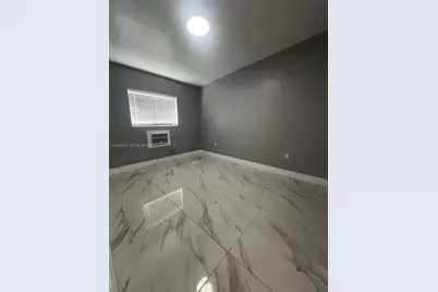 2090 NW 31th St #4, Miami, FL 33142 - Photo 3