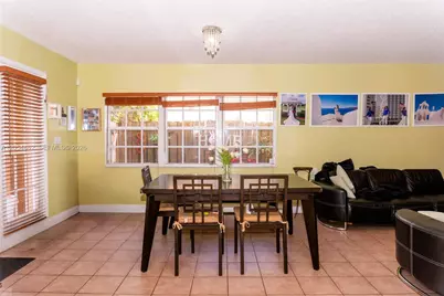 7081 SW 158th Ct, Miami, FL 33193 - Photo 3