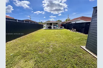 1158 NW 34th Ave, Miami, FL 33125 - Photo 15