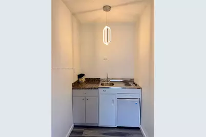 1158 NW 34th Ave, Miami, FL 33125 - Photo 19