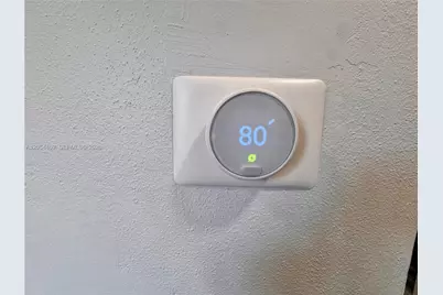 1158 NW 34th Ave, Miami, FL 33125 - Photo 9