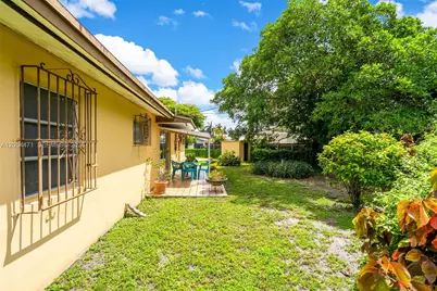 4901 SW 97th Ave, Miami, FL 33165 - Photo 25