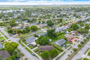 4901 SW 97th Ave, Miami, FL 33165 - Photo 27