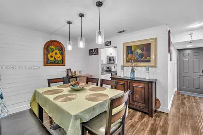 8747 Cleary Blvd, Plantation, FL 33324 - Photo 7